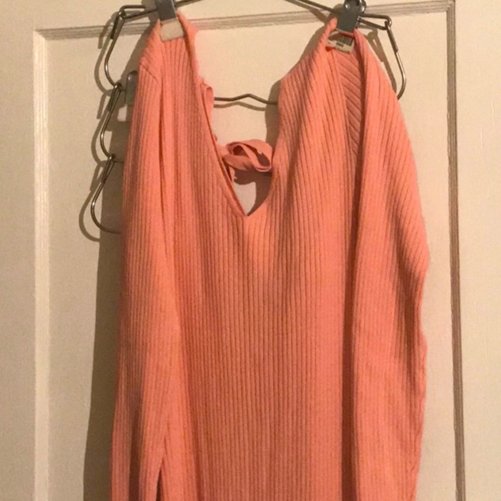 Fit any size very comfortable with the back out